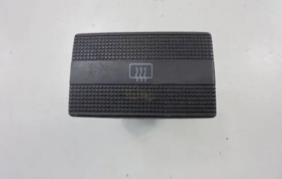 Volkswagen PASSAT B4 Windscreen/window heater switch 3A0959621G