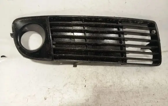 Audi A6 S6 C5 4B Front bumper lower grill 4B0807682H