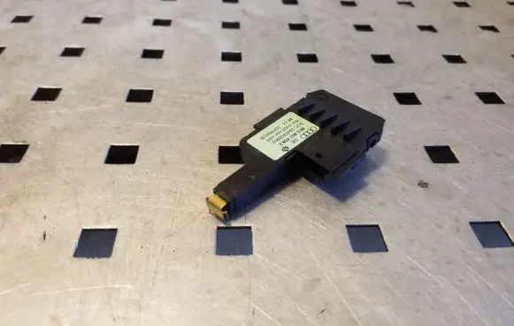 Audi A8 S8 D4 4H Air quality sensor 8K0907658E