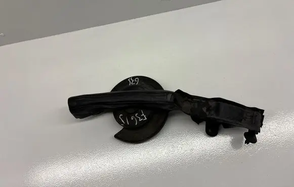 BMW 4 F36 Gran coupe Engine compartment rubber 18068510