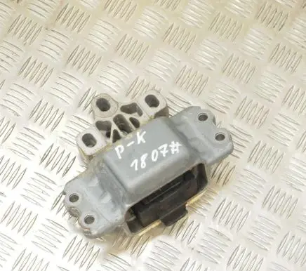 Seat Alhambra (Mk2) Engine mount bracket