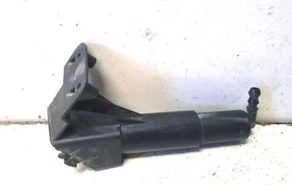Toyota Avensis T270 Headlight washer spray nozzle 8520805030