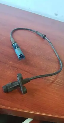 BMW 5 E60 E61 ABS brake wheel speed sensor 6908705