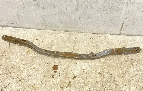 Nissan X-Trail T30 Top upper radiator support slam panel