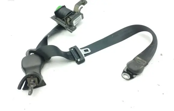 Chrysler Voyager Third row seat belt E33905