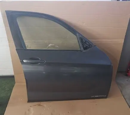 BMW X1 E84 Front door