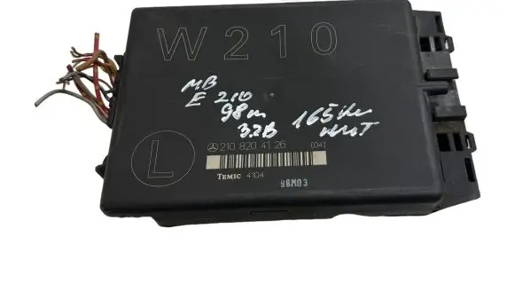 Mercedes-Benz E W210 Seat control module 2108204126