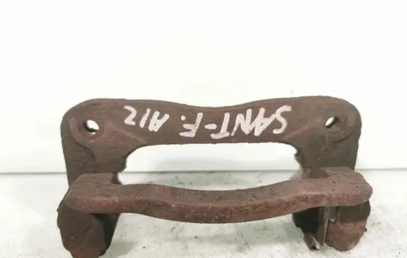 Hyundai Santa Fe Brake caliper pad carrier rear 