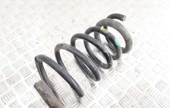 Volvo XC90 Rear coil spring