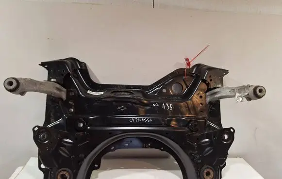 Citroen C4 II Picasso Front subframe 7CAA61