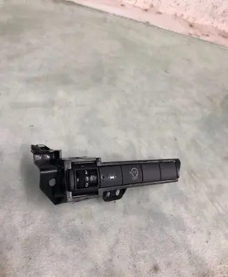 Nissan Qashqai J12 Headlight level height control switch 681066un0a
