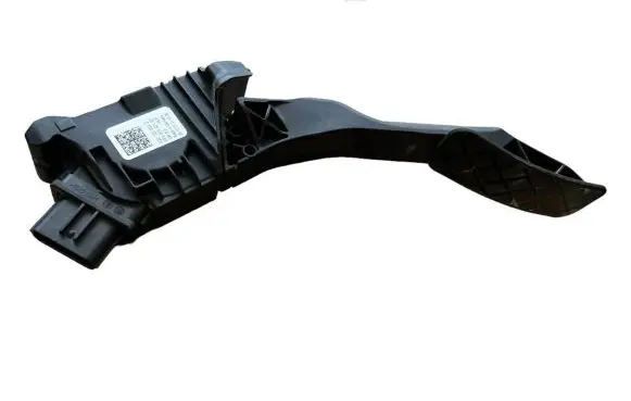Volkswagen Golf VII Accelerator throttle pedal 5q2723503d