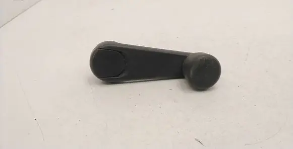 BMW 5 E39 Rear door window winding handle 81740759