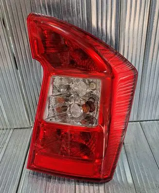 KIA Carens II Rear/tail lights
