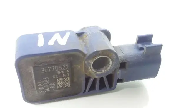Volvo C30 Airbag deployment crash/impact sensor 30775522