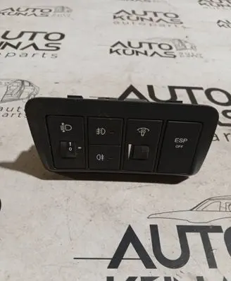 Hyundai Santa Fe Hazard light switch 60517