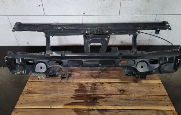 Volkswagen Polo III 6N 6N2 6NF Radiator support slam panel 