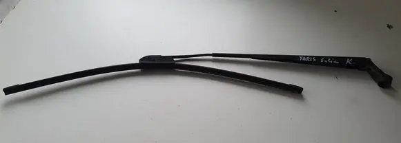 Toyota Yaris Windshield/front glass wiper blade 