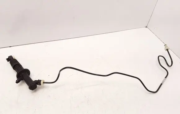 Renault Clio IV Clutch master cylinder 306105773 306105773R 308516865RD