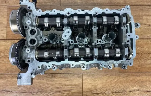 Chevrolet Camaro Engine head 12668127