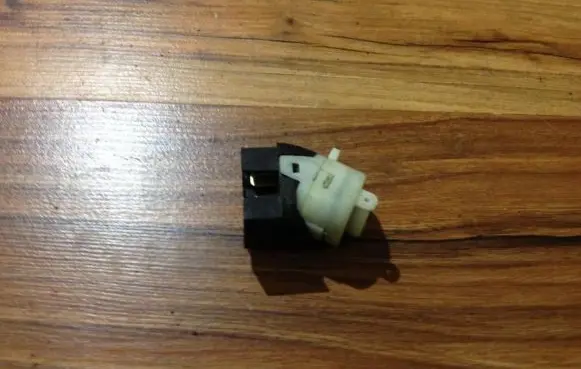 Seat Cordoba (6K) Ignition lock contact 