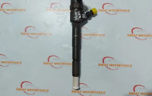 Opel Vectra C Fuel injector 0445110243