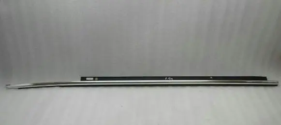 Audi A5 8T 8F Front door glass trim molding 8T0853284C