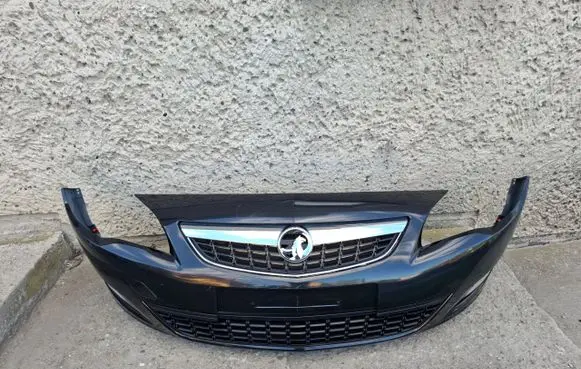 Opel Astra J Front bumper 