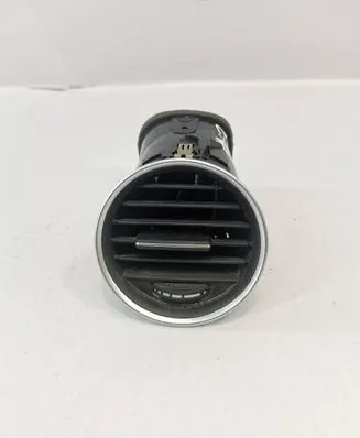 Mercedes-Benz C W204 Dashboard air vent grill cover trim A2048306254