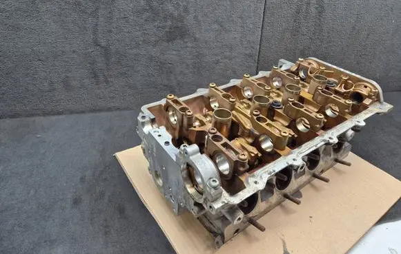 Audi A6 S6 C5 4B Engine head 077103373AN