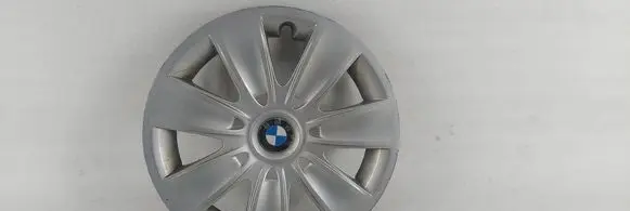 BMW 3 E46 R16 wheel hub/cap/trim 62411810