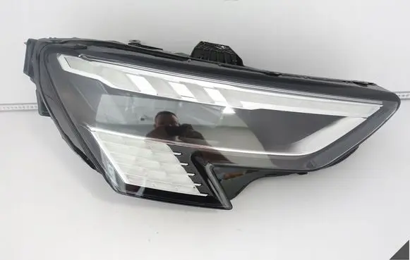 Audi A3 8Y Headlight/headlamp 8Y0941036