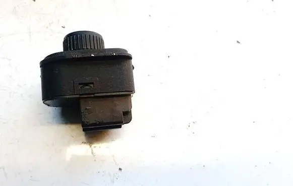 Volkswagen Jetta V Wing mirror switch 1K0959565