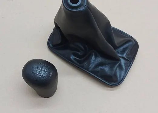 Mitsubishi Space Star Gear lever shifter trim leather/knob 
