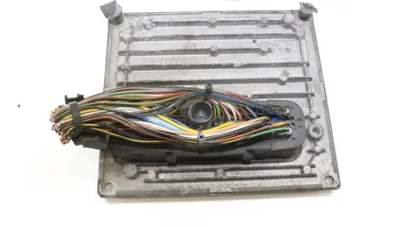 Ford Fiesta Engine control unit/module 4S6112A650EB S120977003A