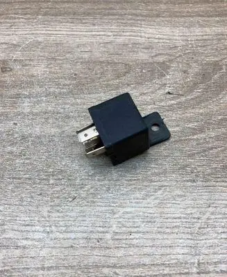 Audi 80 90 S2 B4 Other relay PRE0004