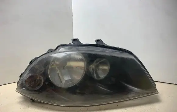 Seat Ibiza III (6L) Headlight/headlamp 6L1941006M 89317160