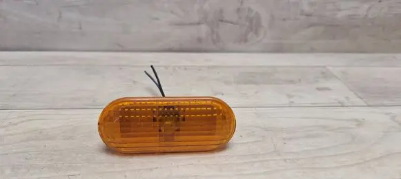 Ford Fiesta Front fender indicator light 