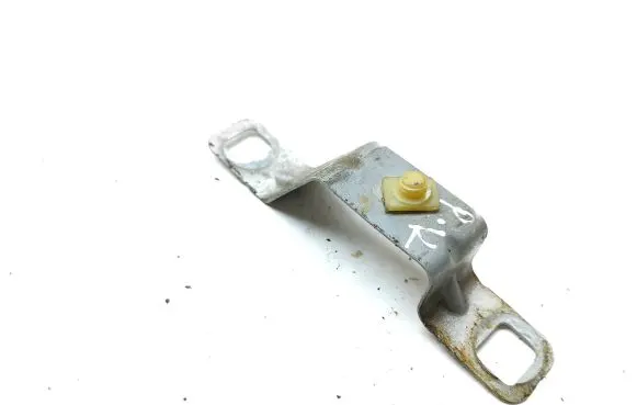 Renault Megane IV Fender mounting bracket 1475147R 4L9Z