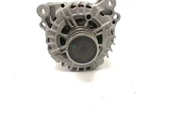 Volkswagen Golf VII Generator/alternator 04C903023K