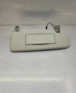 Volvo V40 Sun visor