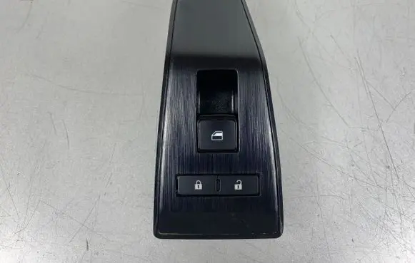 Nissan X-Trail T33 Electric window control switch 254116XJ0B