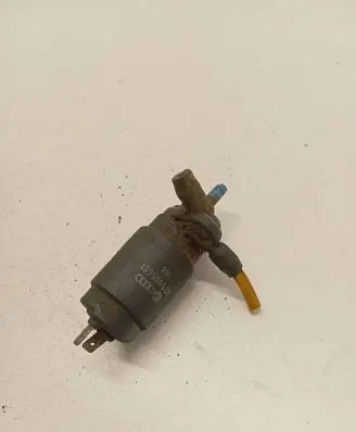 Volkswagen Transporter - Caravelle T4 Windscreen/windshield washer pump 333955651