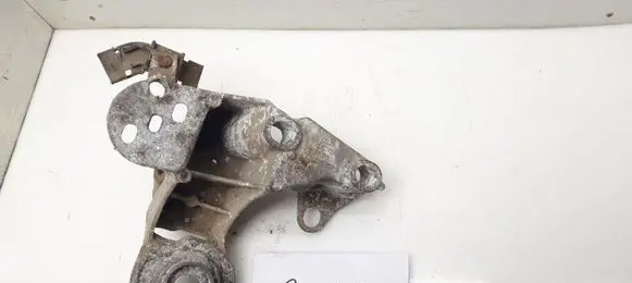 Volkswagen PASSAT B5 Engine mounting bracket 4B0199352 4004113360