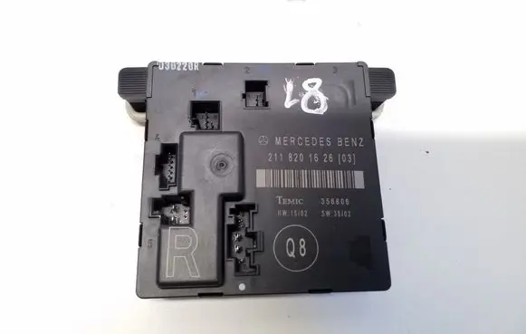 Mercedes-Benz E W211 Door control unit/module A2118201626