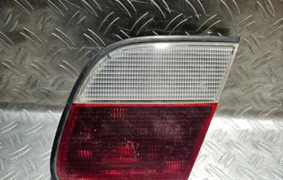 Nissan Almera Tailgate rear/tail lights 4728B