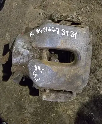 BMW 5 E39 Front brake caliper 34116773131