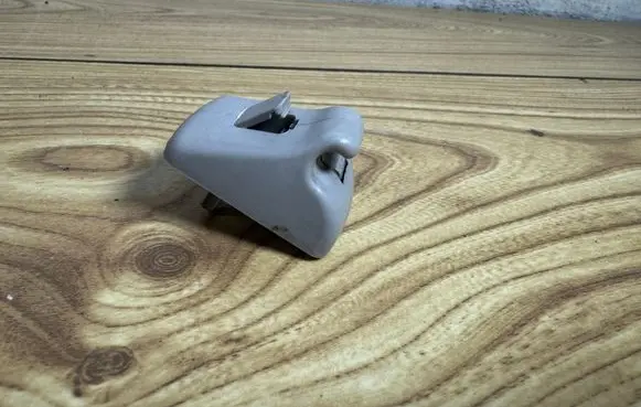 Ford S-MAX Sun visor clip/hook/bracket 