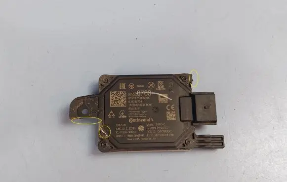 Cadillac Escalade Distronic sensor radar 85528763 85157019 85528761