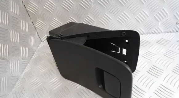Volvo XC90 Parcel shelf 3136683531363669